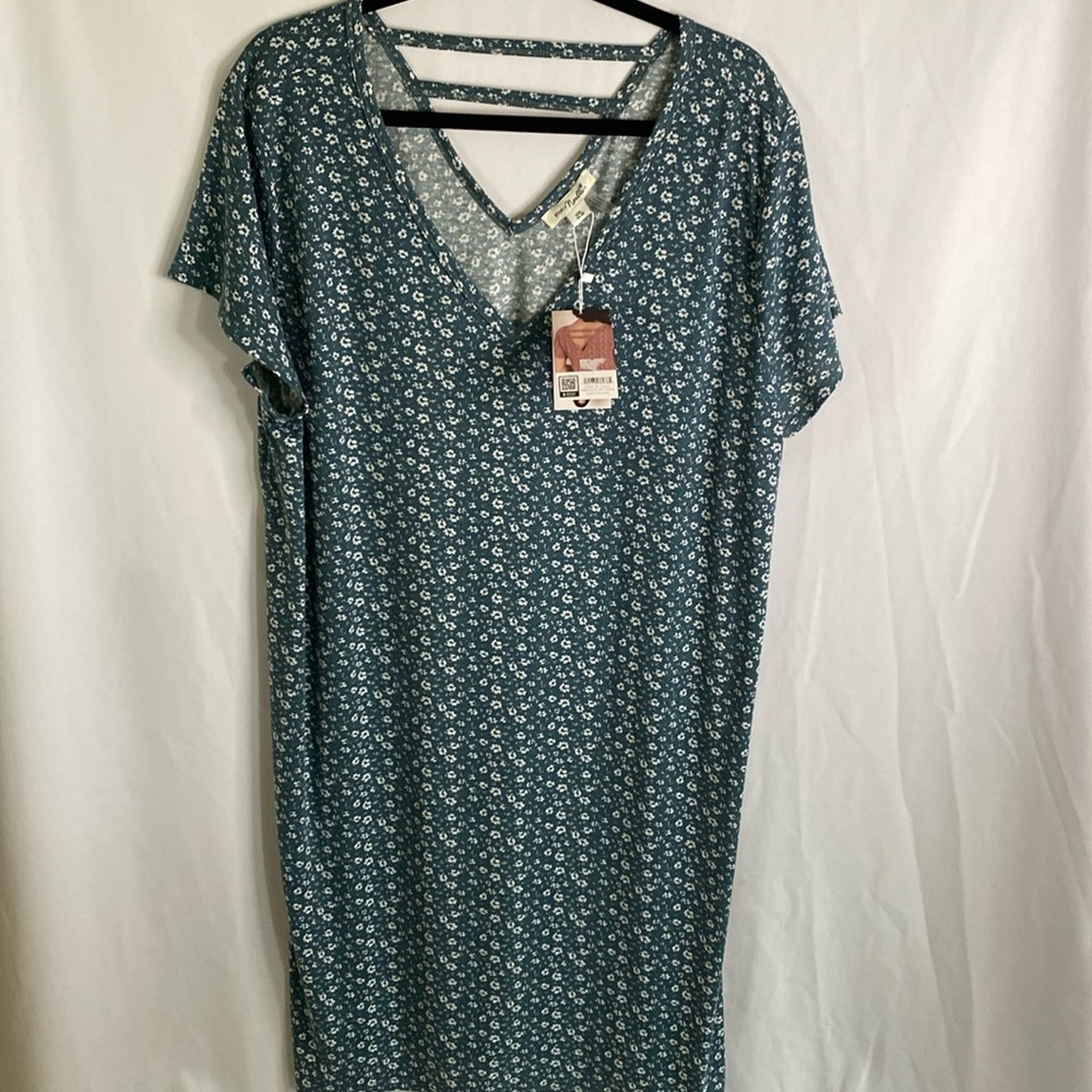 NWT SAGE Simply Noelle XXL 16-18 Lounge Summer  Dress Poly Spandex  Knee Length